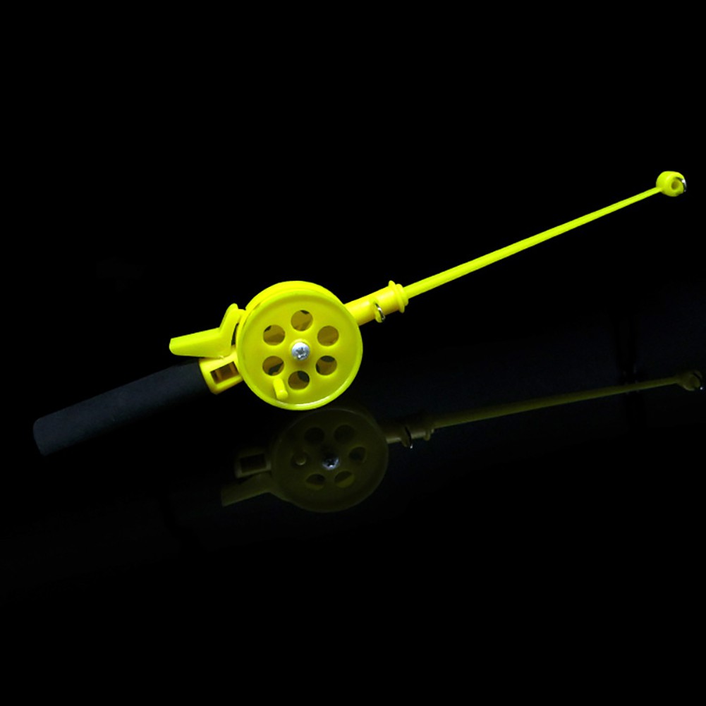 Cần Câu Cá Di Động Bằng Nhựa Có Bánh Xe Cho Trẻ Em