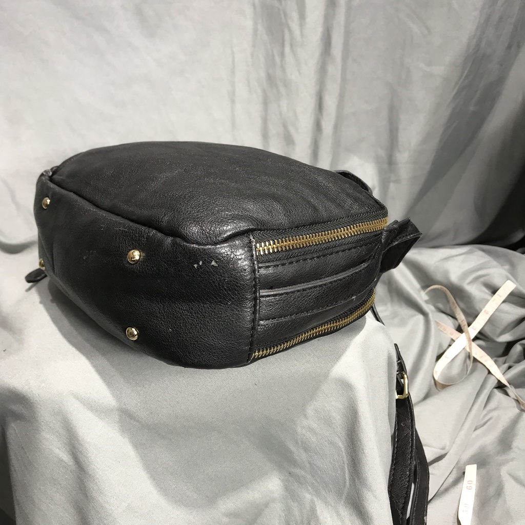 Túi si nhật da trơn màu đen hiệu FORE.VER 21