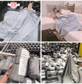 Chăn ikea kẻ