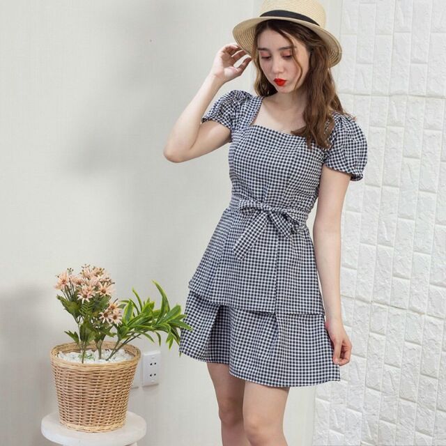 Đầm ca rô thắt nơ xòe tầng cực xinh 😉😉😉Diện đi chơi, đi dạo phố, đi tiệc là siêu ok luôn ạ 😛