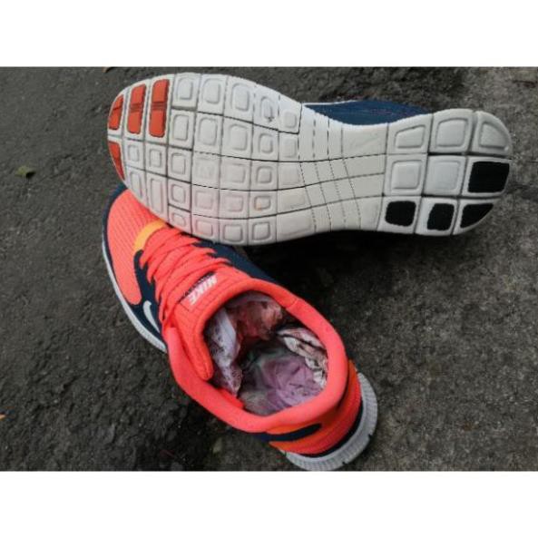 [Real] Ả𝐍𝐇 𝐓𝐇Ậ𝐓 Giày nike 2hand chính hãng bao đẹp bao chất cho các bạn luôn nhé. Size 40 chuyên chạy bộ tập gym . : ‣