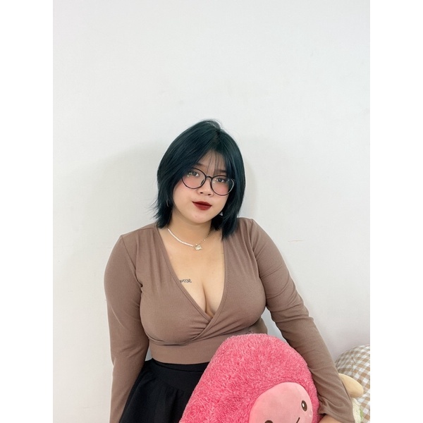áo croptop bigsize , kiểu dáng chéo ngực cho nàng mũm mĩm , tông hack v1 đỉnh cao