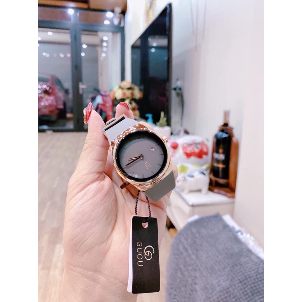 Đồng hồ nữ G.u, tặng box, thẻ bảo hành 12 tháng, dây silicon