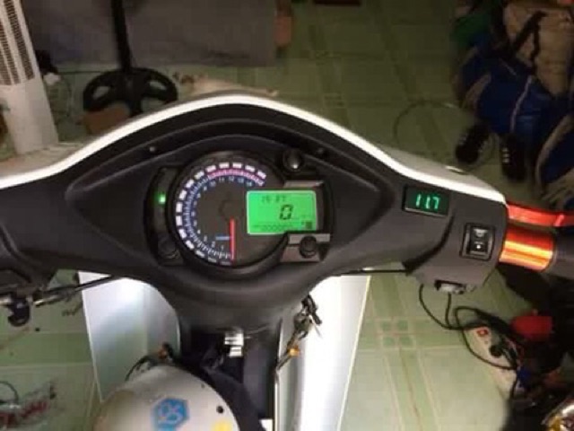 Đồng hồ KOSO RX2N tặng thêm mắt đọc