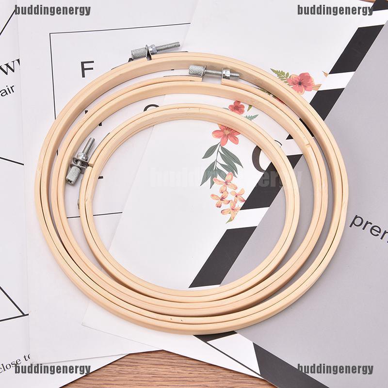 Khung Thêu Hình Tròn Bằng Gỗ