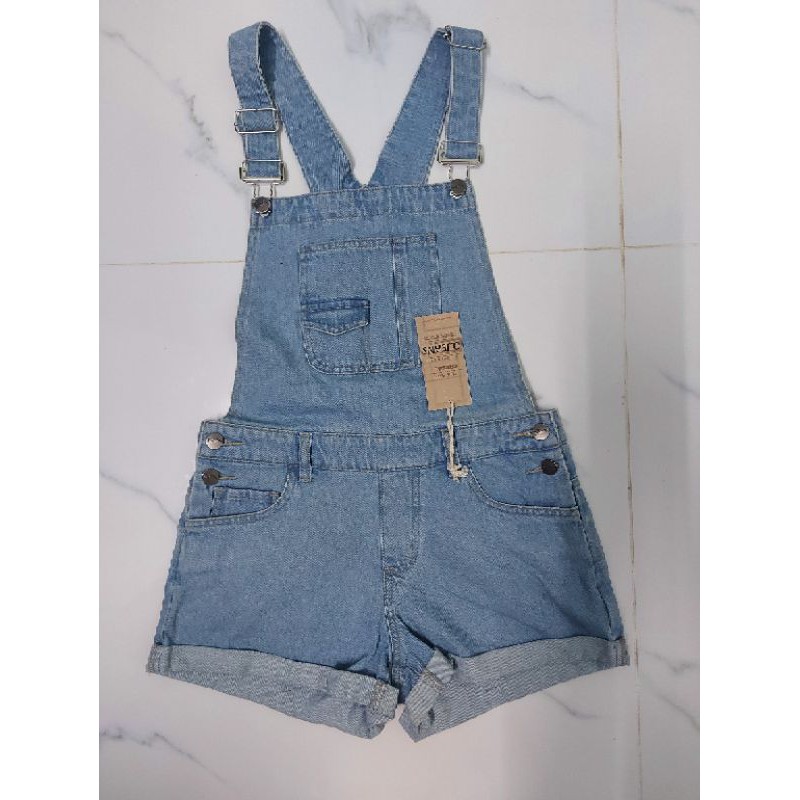 😘😍 yếm jean đùi xuất🤩🤗😊