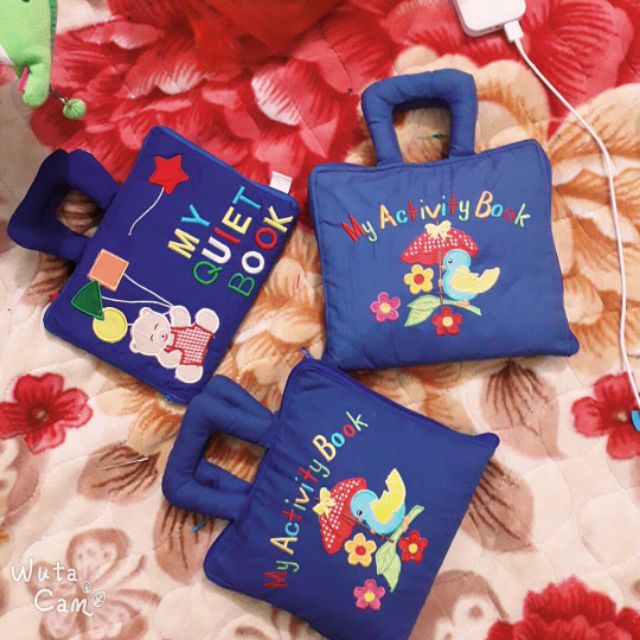 Sách vải cho bé
