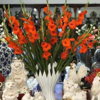 Lọ hoa bàn tay phật