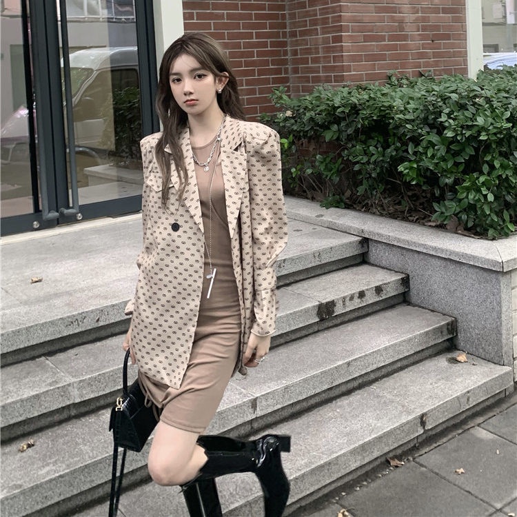 2022 Áo khoác rời + Váy hai mảnh thiết kế thời trang