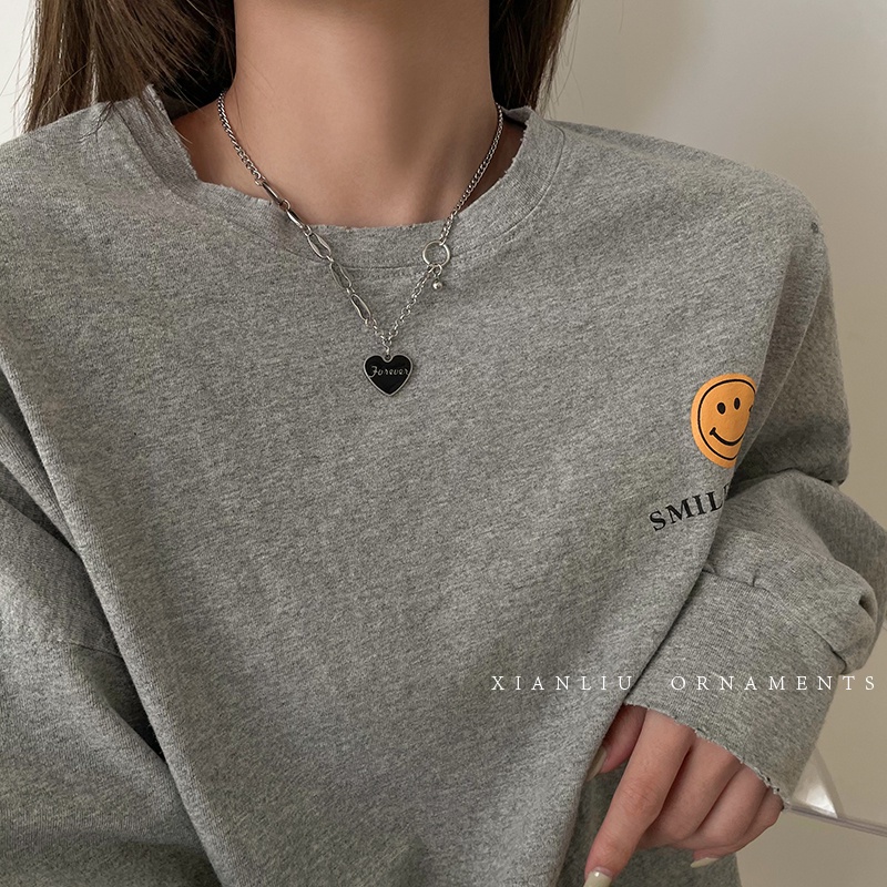 Vòng cổ Hình Trái Tim Màu Đen Phong Cách Hip Hop Hàn Quốc Cho Nữ