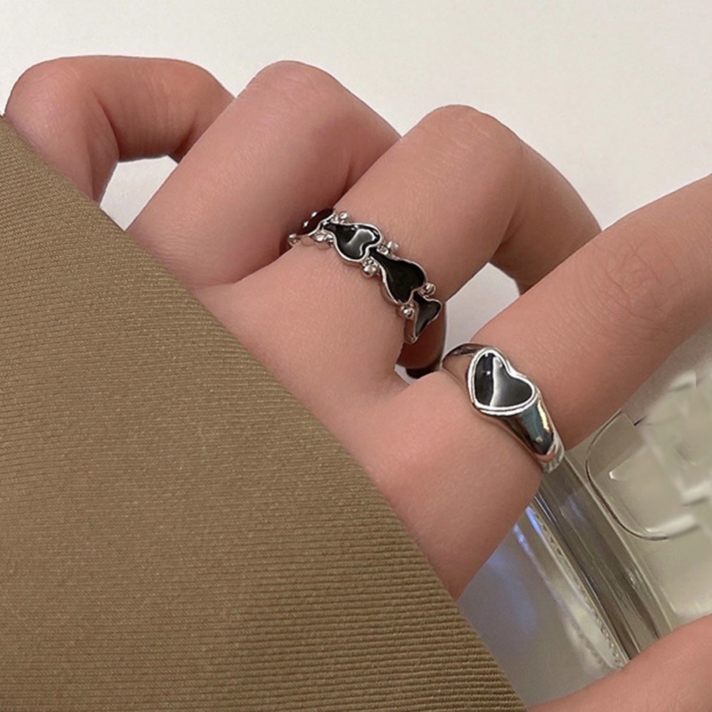 Bộ 2 Nhẫn Hình Trái Tim Màu Đen Phong Cách Gothic Cổ Điển Thời Trang Cho Nữ