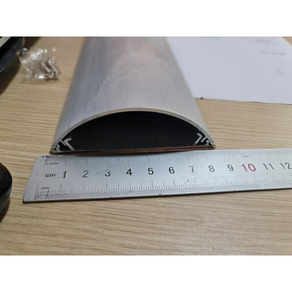 Ghen bán nguyệt Nhôm D90