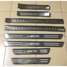 Bộ 8 miếng ốp bậc cửa Kia Forte mẫu Inox Cao Cấp