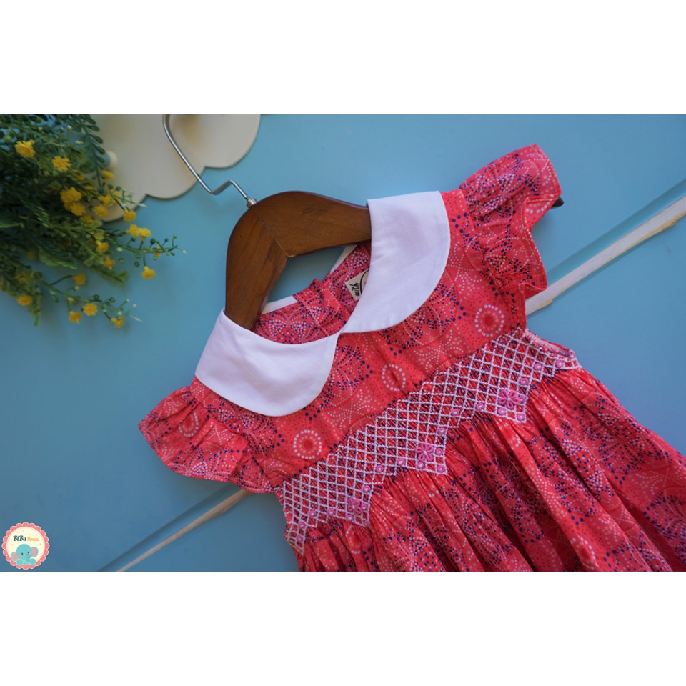 Đầm smock Daisy hồng cổ sen trắng, tay cánh tiên