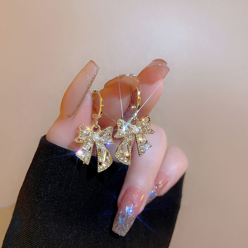 Đôi Bông Tai Hình Nơ Đính Ngọc Trai Giả Thời Trang Hàn Quốc