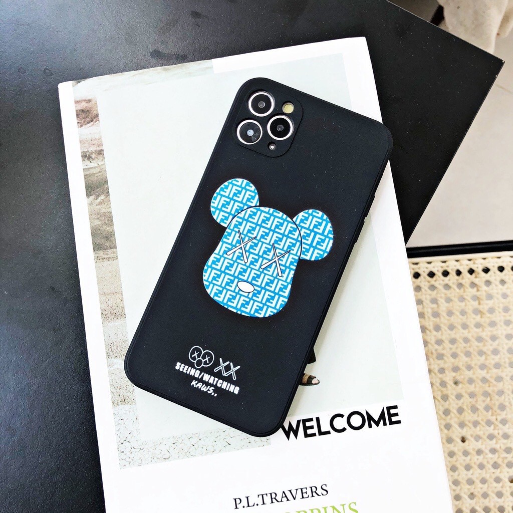 Ốp lưng iphone hình gấu kaws G01 dẻo cạnh vuông bảo vệ camera cho ip 7plus/8plus/x/xs/XSMAX/11/12/13/pro/promax