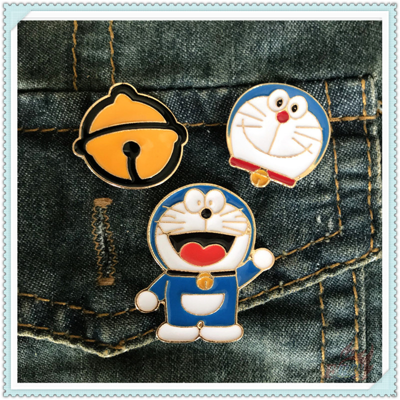 Huy hiệu cài áo thời trang hình Doraemon 02 - Anime