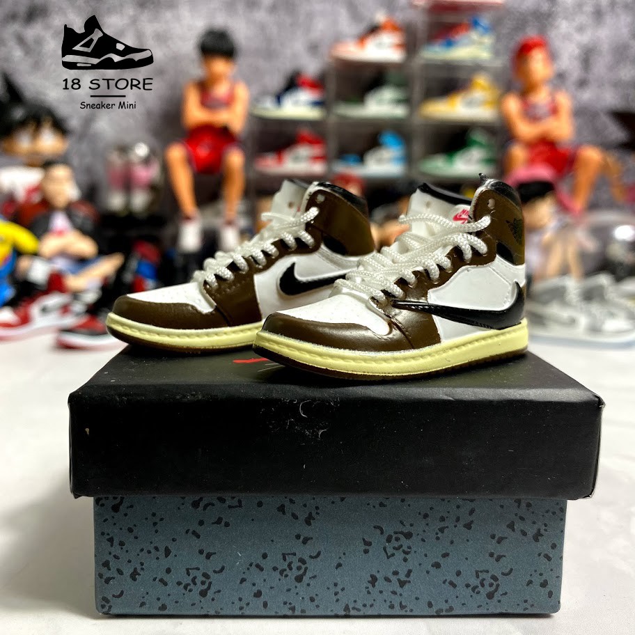Móc khóa giày Jordan Travis Scots - Mô hình giày Sneaker Mini tỷ lệ 1/6