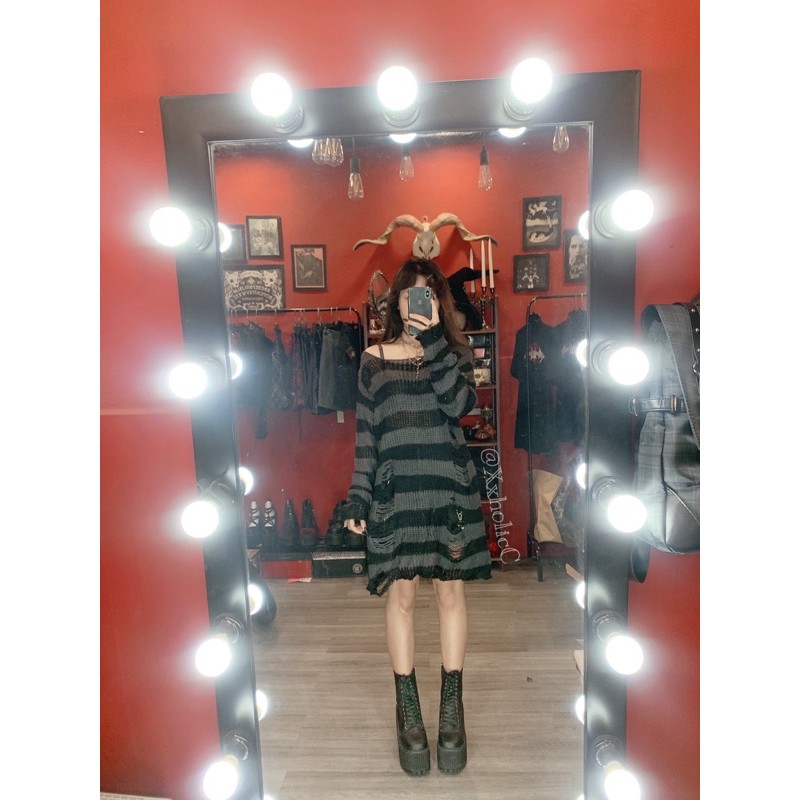 [ XxholicC - HÌNH THẬT ] Áo len rách dài goth | BigBuy360 - bigbuy360.vn