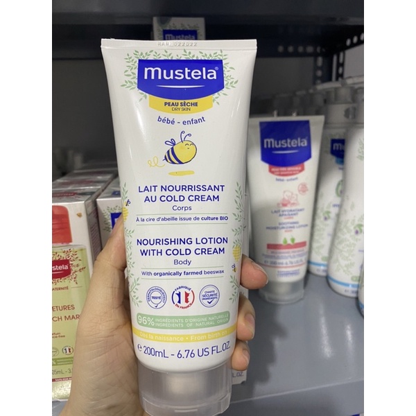 Mustela Kem Dưỡng Da Cho Trẻ Sơ Sinh & Em Bé Da Khô Mustela Nourishing Lotion with Cold Cream 200ml