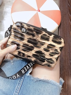 Vali cốp mini đeo chéo đựng đc cả thế giới luôn ạ ❤️❤️🤣❗️☺️☺️😘😘😘😘😘☺️☺️☺️❗️☺️💯☺️☺️😘😘😘😘😘😘😘😘😘😘😘👌😒😒😘😘