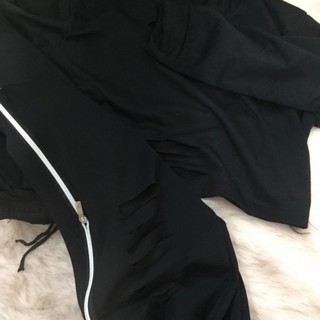 SET ÁO CROPTOP VÀ QUẦN RÁCH