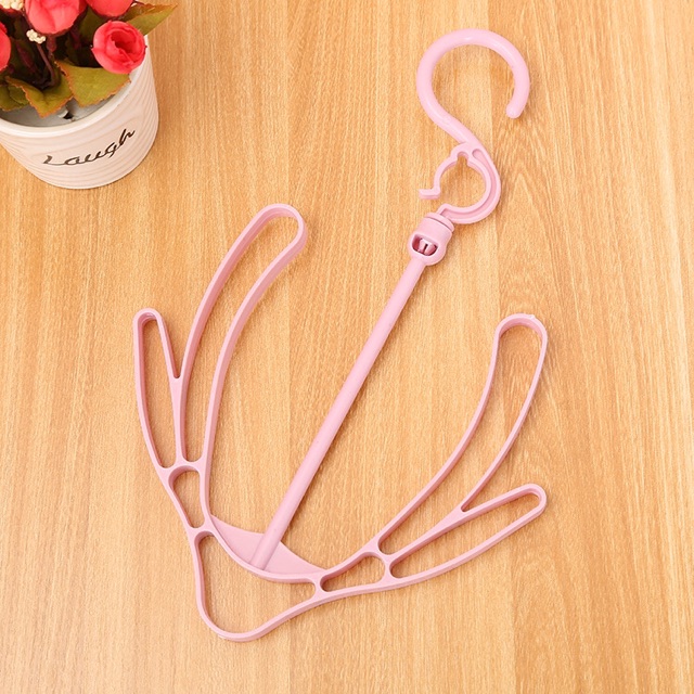 Móc treo giày dép thông minh chất liệu nhựa