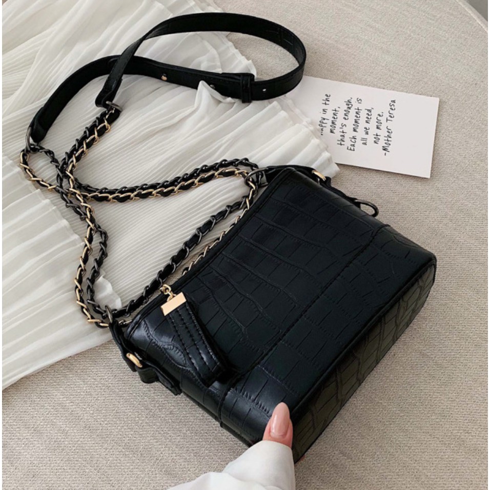Túi Đeo Chéo Nữ 🌹FREESHIP🌹Túi Xách Đeo Chéo Nữ Vân Da Rắn Dây Da Cao Cấp TX25-NABI
