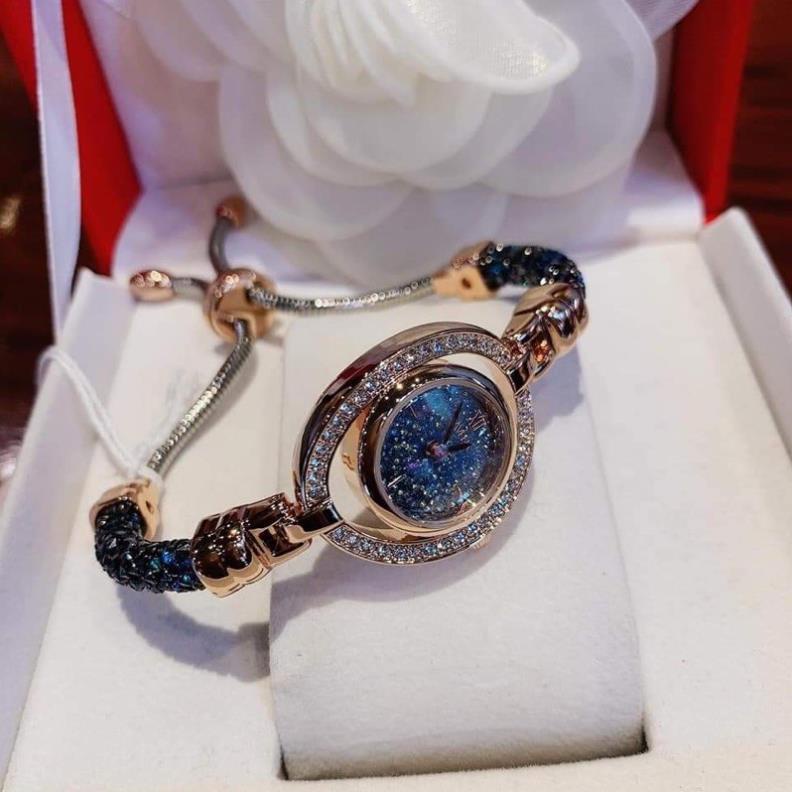 ĐỒNG HỒ NỮ DAVENA DẠNG LẮC DÂY RÚT SIZE 31MM