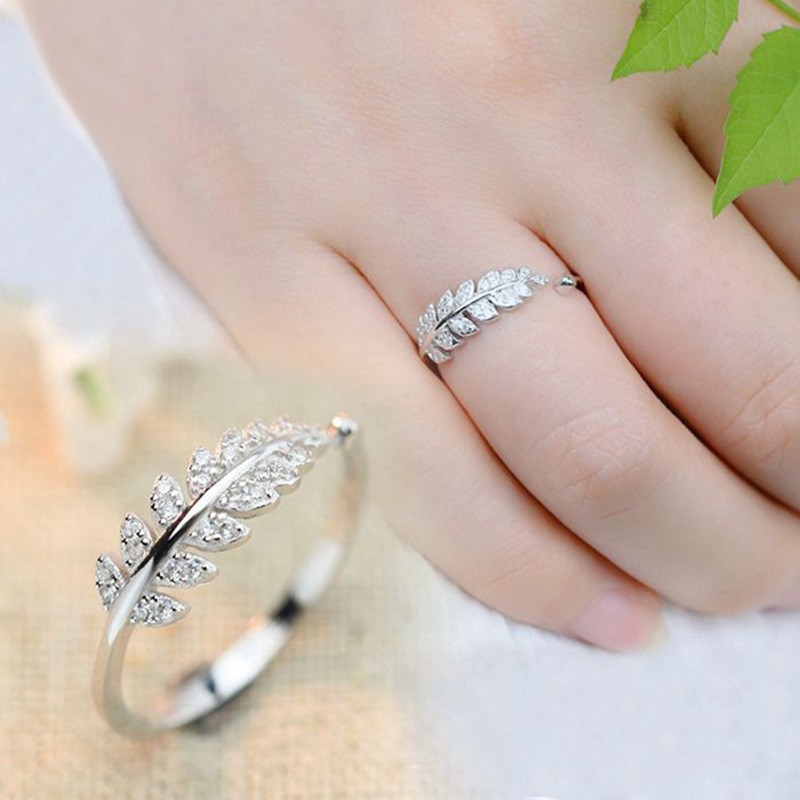 Nhẫn nữ chiếc lá đính đá bạc S925
