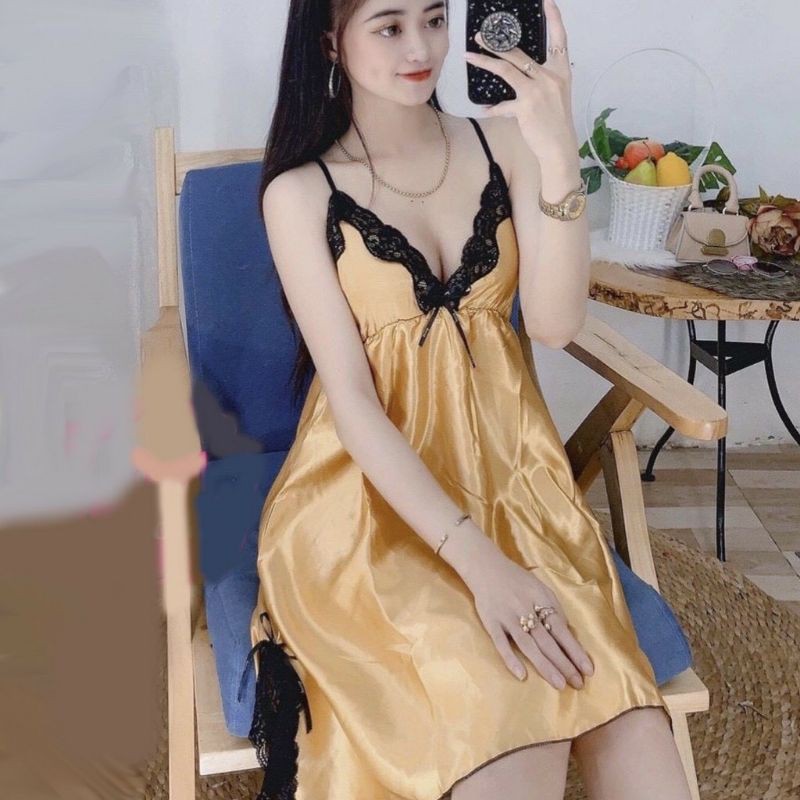 [Mã ROSEWAY2] Váy ngủ sexy dáng xòe phi lụa bóng