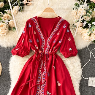 (sẵn) VÁY BOHO DÁNG XÒE CỔ V THÊU HOA