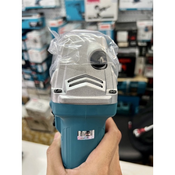 Máy mài góc cầm tay bằng điện Makita M9508B