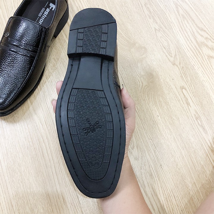 Giày Lười Nam Trung Tuổi Da Bò Đen Cao Cấp - Đế Cao Su Khâu Chắc Chắn - Mã K216