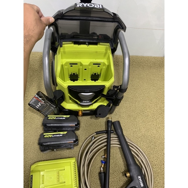 Máy rửa xe pin ryobi 36v