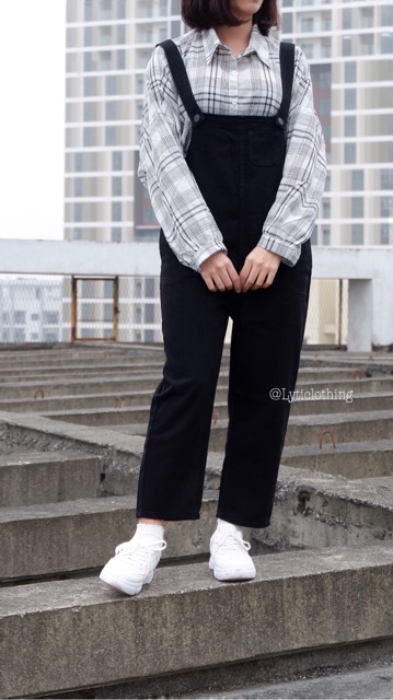 Quần yếm kaki túi ngực dáng lửng Y4