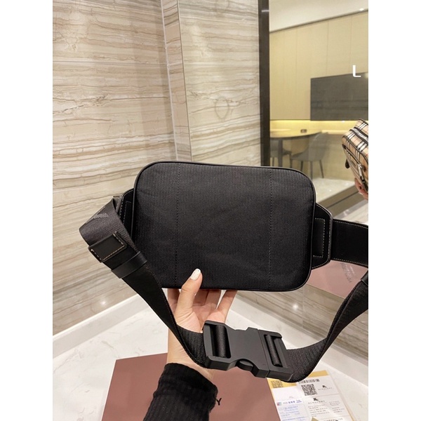 Túi đeo chéo BURBERRY thời trang cao cấp 2021