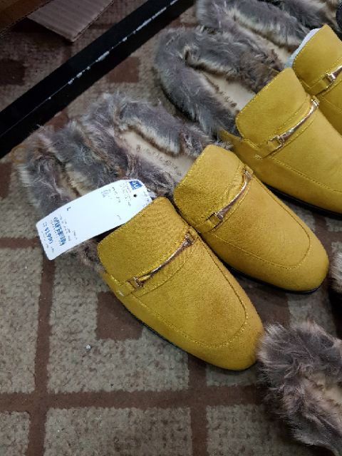 Dép lông GU xuất Nhật