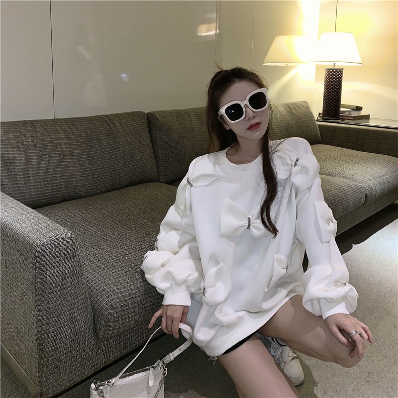 Áo sweatshirt cổ tròn dáng rộng trang trí nơ màu trắng thời trang thu đông Hàn Quốc 2021 cho nữ | BigBuy360 - bigbuy360.vn