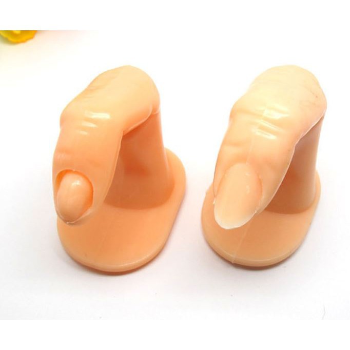 Ngón tay nhựa gắn móng tập làm nail