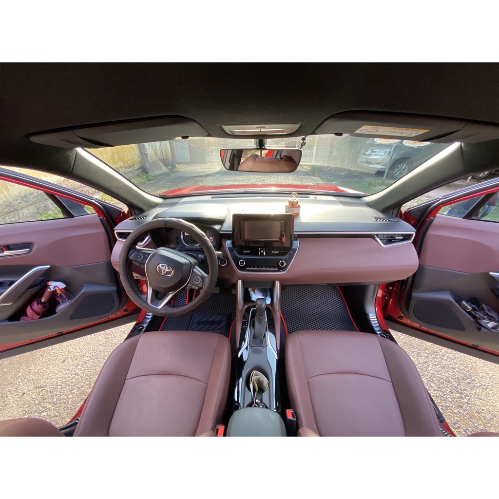 MEDICAR - Thảm Lót Sàn ô tô Toyota Corolla Cross (2020 - Hiện tại)