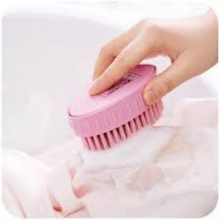 Bàn chải chân và giặt đồ nhựa