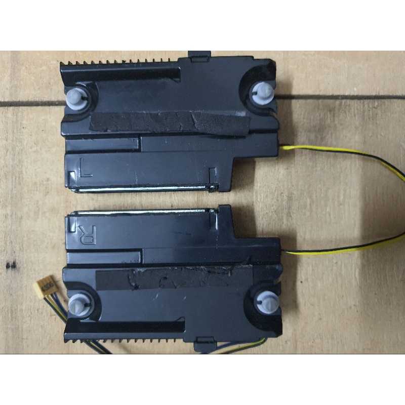 Loa toàn dải Tivi Samsung có hộp nhựa ABS kiểu 13