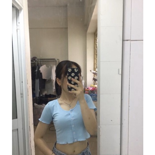 Áo croptop cúc dọc xanh baby - Croptop 5 cúc bozip màu xanh
