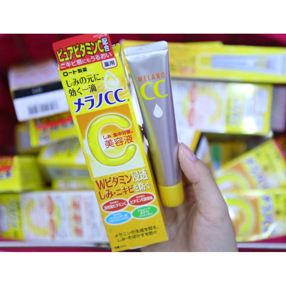 Serum Vitamin C Nhật Bản Chữa lành sẹo lõm hoặc tái tạo da sau quá trình bị mụn, hỗ trợ collagen, tạo độ đàn hồi