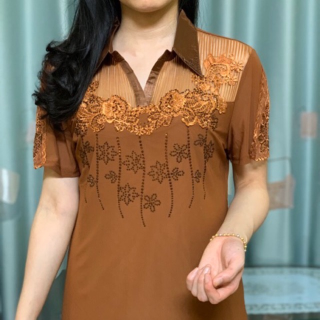 Áo Trung niên cổ đức, đính đá cổ rất đẹp | BigBuy360 - bigbuy360.vn