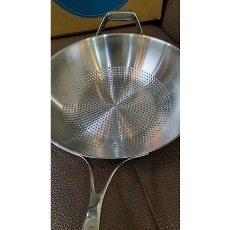 Tupperware - Chảo xào sâu lòng 32cm  Master Series