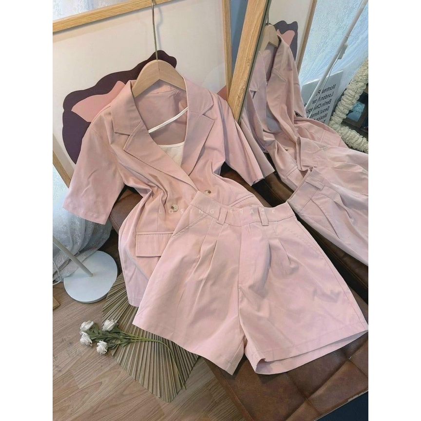 SET VEST HỒNG 3 MÓN  Style nàng thích cute nhưng vẫn lịch sự hốt ngay e nó nha . Mua 1 được 3 chất dày dặn