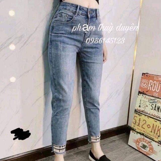 Quần jeans dáng boy có giãn
