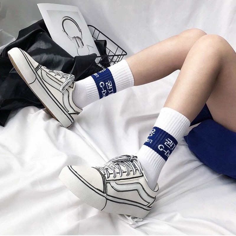 Vớ thể thao kẻ sọc xanh dương thời trang cho nam và nữ